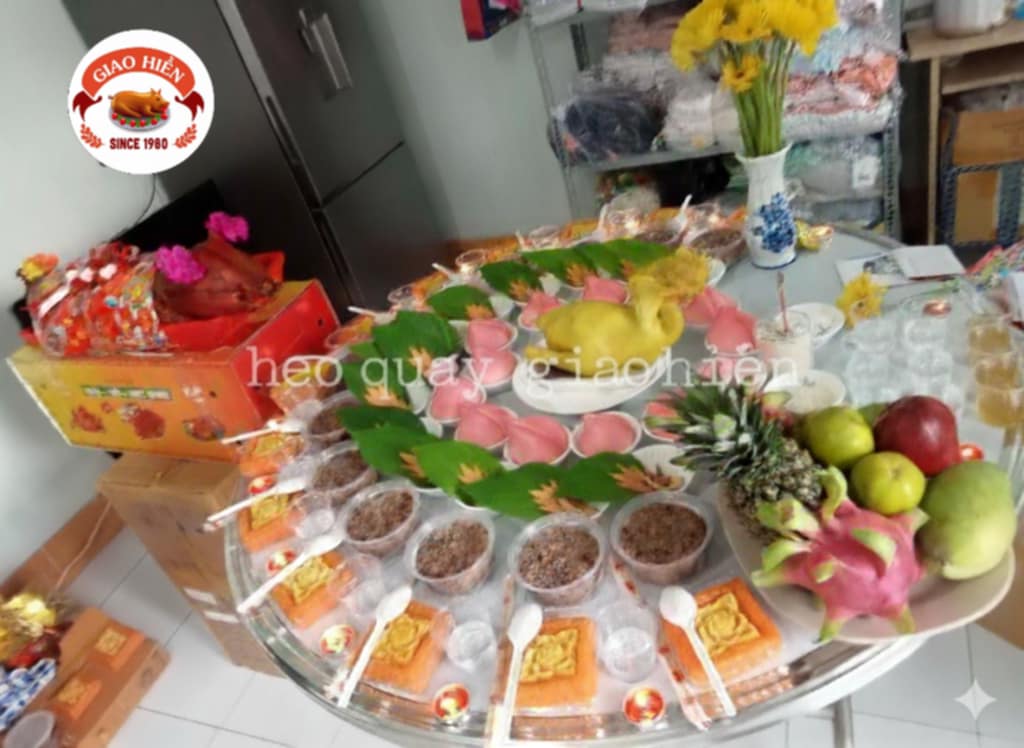 4 mâm cúng cần phải có heo quay nguyên con